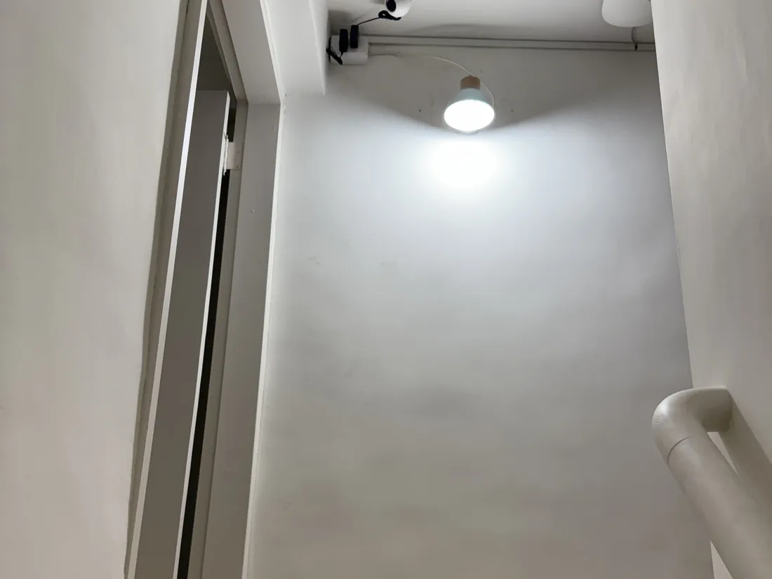 樓梯間監視器安裝實況
